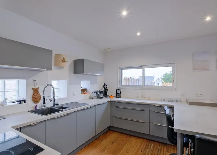 Chez Arnold - Maison à Moins Dun Km De La *