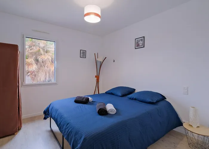 Chez Arnold - Maison à Moins Dun Km De La Casa de Férias *