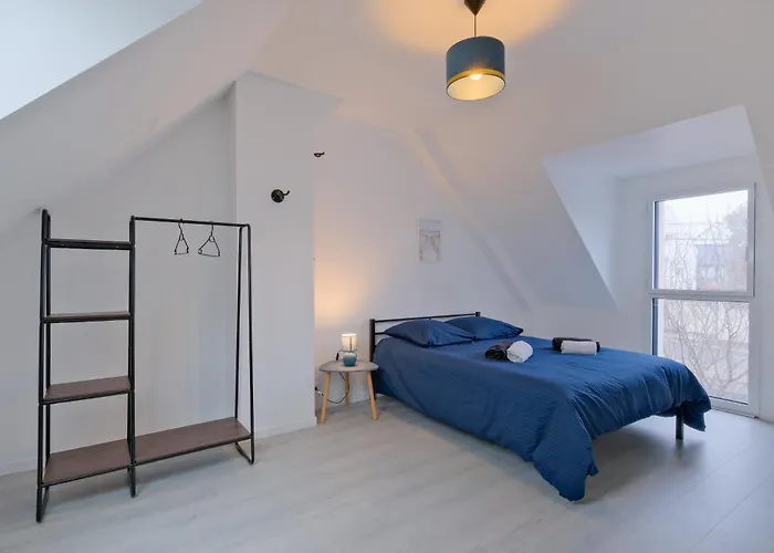 Casa de Férias Chez Arnold - Maison à Moins Dun Km De La *