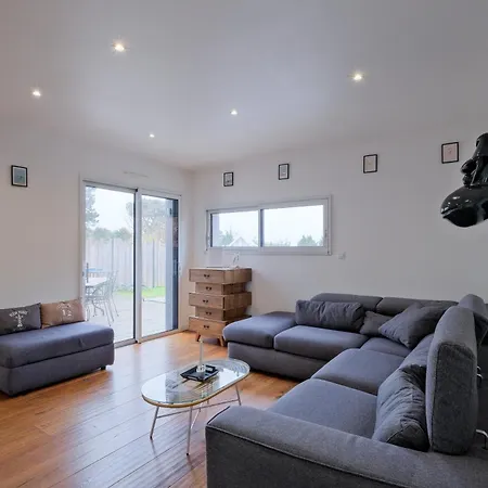 Tatil Evi Chez Arnold - Maison A Moins Dun Km De La *